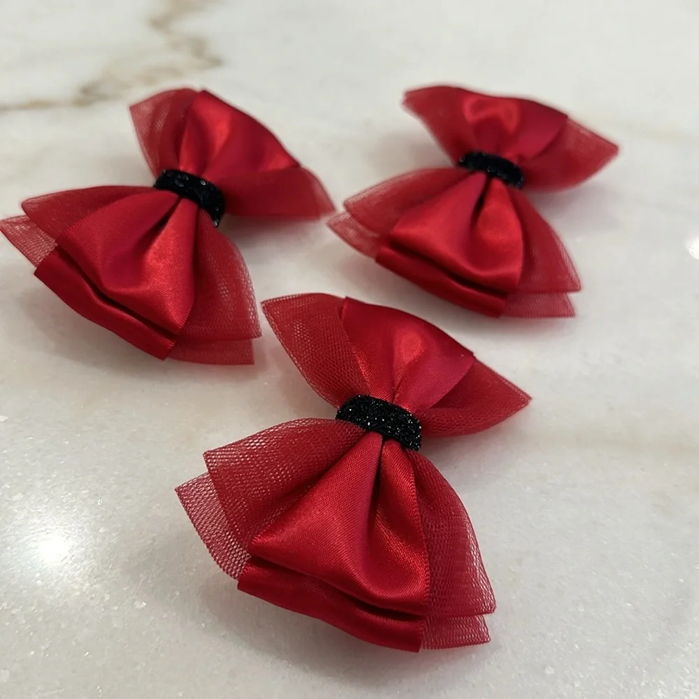 Red black ribbon bow clips